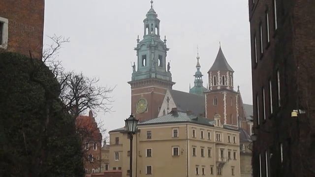 Вид с королевского палаца в Кракове Польша смотреть онлайн