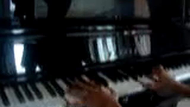 The Faceless Pianist - гимн Российской Федерации смотреть онлайн