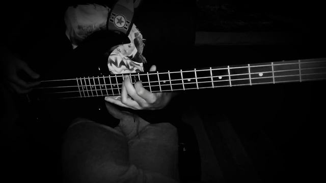 Runaway Baby / Bass play / смотреть онлайн