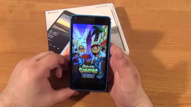 Обзор Microsoft Lumia 640 Dual SIM - невысокая цена, поддержка двух сим-карт ◄ Quke.ru ► смотреть онлайн