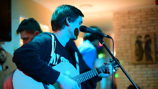 Сергей Хисамиев - Гни свою линию ( Сплин кавер) смотреть онлайн