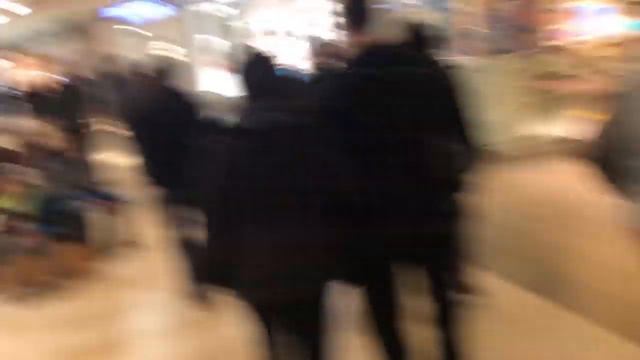 Shopping With BFF! New Camera??? Ft. Trin смотреть онлайн