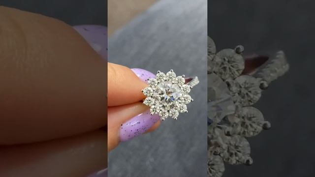 Кольцо с бриллиантом 2 карата смотреть онлайн