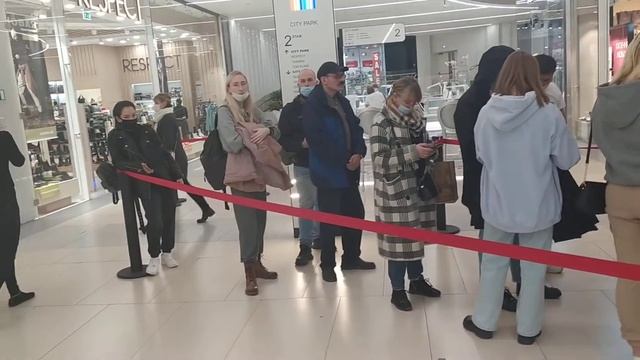 Вакцинация. Спб м Пионерская тц Сити-молл. смотреть онлайн