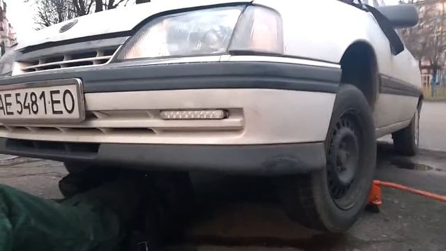 Вскрыть Опель Омега А,когда сломаны замки смотреть онлайн