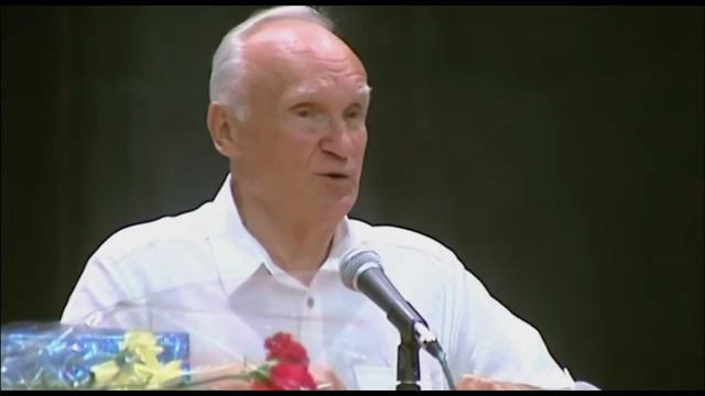 А.И.Осипов.Таинство это священнодействие,в котором верующие тайно получают дар благодати.