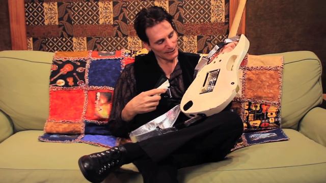 Steve Vai introduces the Ibanez JEM-EVO смотреть онлайн