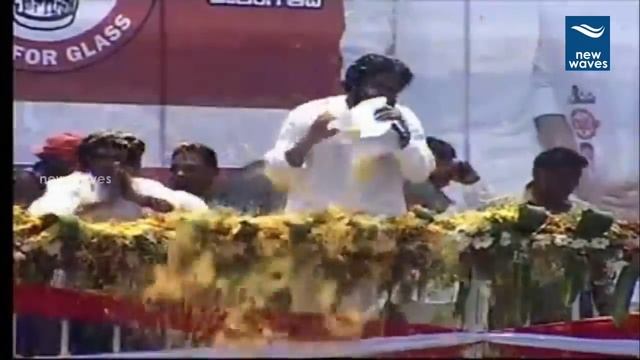 LIVE Pawan Kalyan Public Meeting at Nandikotkur | Janasena Election Campaign | New Waves смотреть онлайн