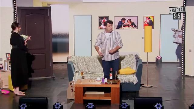 Мобілізація жінок - зять вирішив відправити тещу служити | Жіночий Квартал 2023 смотреть онлайн