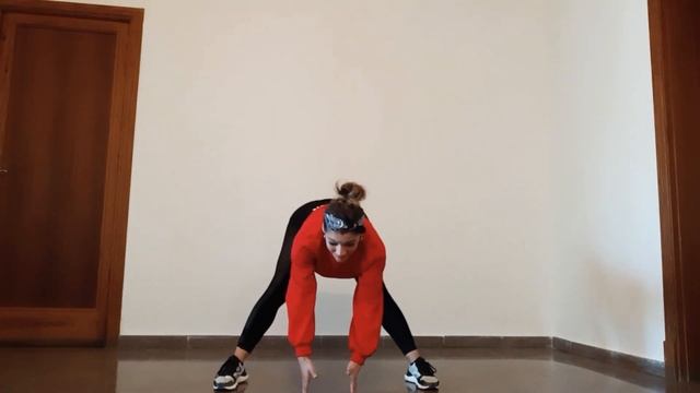 Zumba Stretching by Lluisa Arrom " This is me " смотреть онлайн