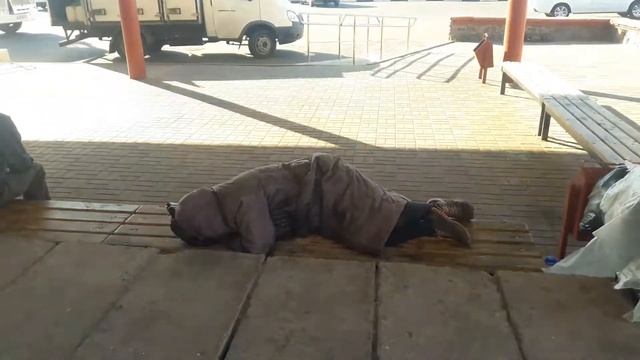 Утро на автостанции Лиски. 1.09.20 смотреть онлайн