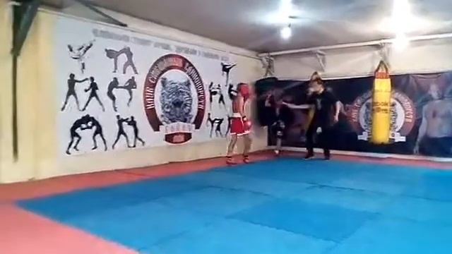 Первенство клуба ALMATY BOXING CLUB. Султан Данен vs Расул Исхаков. смотреть онлайн