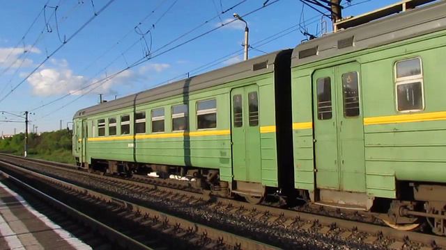 ЭР2-1239 на о.п. Тула-2 (перегон Тула-1 - Ясная Поляна) МСК ж.д. смотреть онлайн