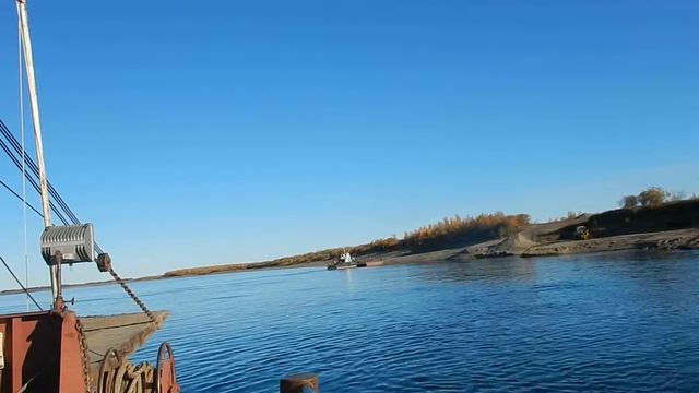 поехали!!!! паром на реке Алдан смотреть онлайн