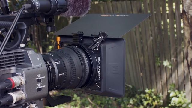 LeftField 15mm LWS Baseplate for the Sony FX9/FS7 смотреть онлайн