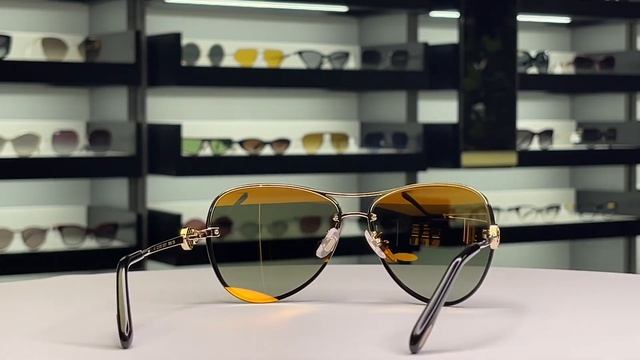 Женские солнцезащитные очки Chopard C88S 300X