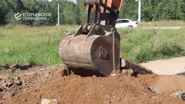 В округе продолжается строительство дорог. смотреть онлайн