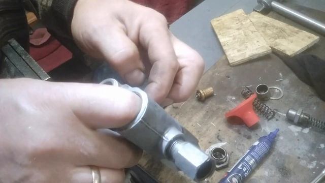 Не спешите выбрасывать! Ремонт и доработка масляного термоклапана ЗМЗ 405, 406, 409 смотреть онлайн