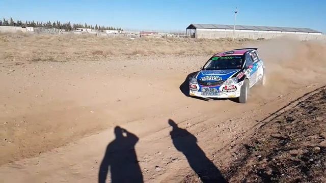 Nadia Cutro TOYOTA etios. Slow-e-motions смотреть онлайн