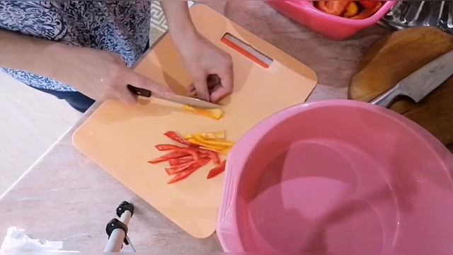 #жизньнасамоизоляции Лечо из перца и помидоров? смотреть онлайн