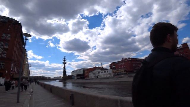 Влог : Москва / Зарядье / Шашлык у озера. смотреть онлайн