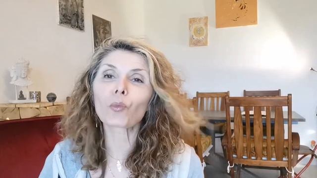 Melle Lenormand AU FIL DU TEMPS... Le Nouveau Bb arrive... смотреть онлайн