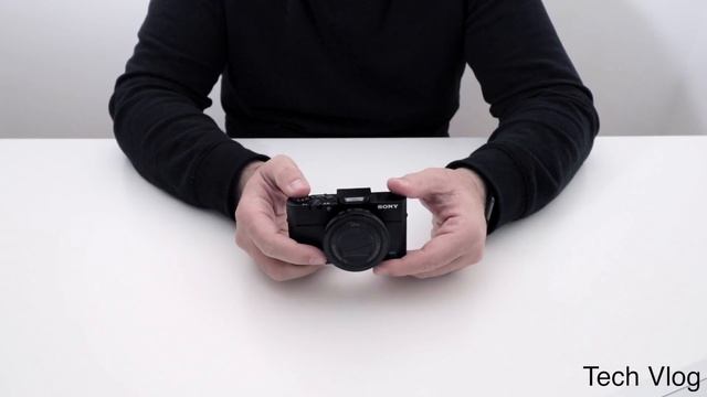 Best compact camera? Sony RX100 V смотреть онлайн