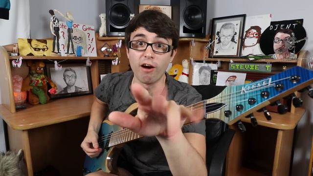 Professional Guitarist Reacts to "Guitar Playing" in Commercials смотреть онлайн