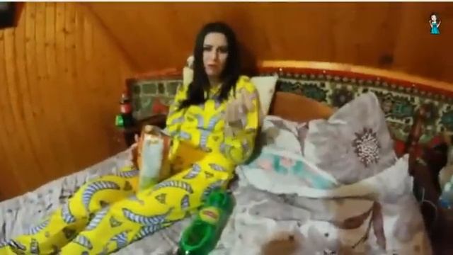 Юлия Пушман и Карина Каспарянц-момент с дачи смотреть онлайн