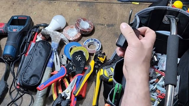 инструменты электрика набор смотреть онлайн