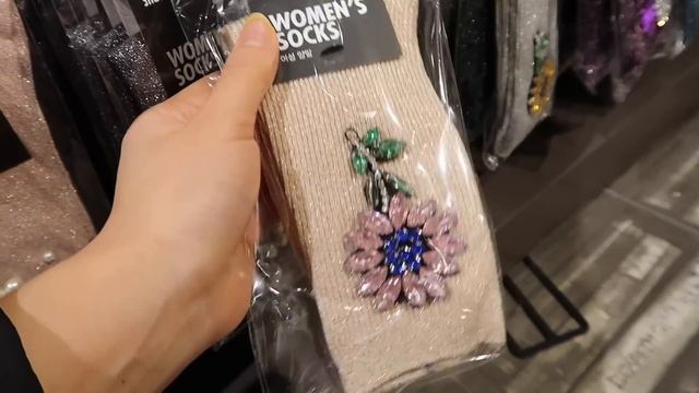 VLOG: ШОППИНГ АНТОНА В КОРЕЕ/ ЧТО МНЕ НРАВИТСЯ В КОРЕЕ смотреть онлайн