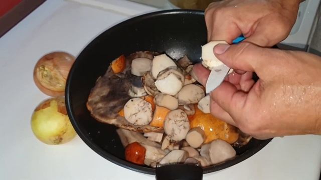 ВКУСНЫЙ УРАЛЬСКИЙ РЕЦЕПТ ПОДОСИНОВИКОВ! смотреть онлайн