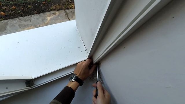 Как самому установить поворотно откидную створку в пластиковое окно смотреть онлайн