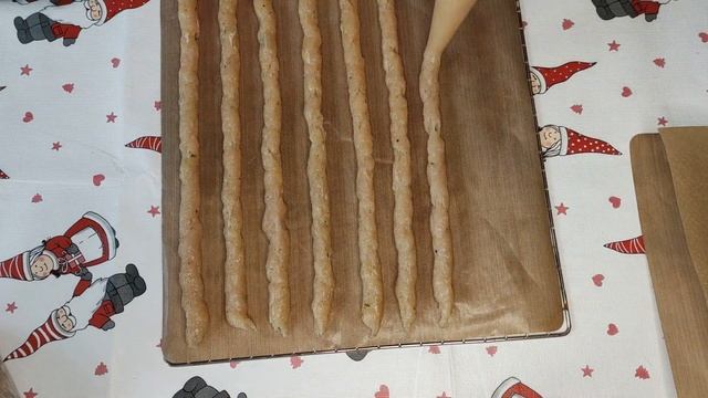 КУРИНЫЕ ЧЕСНОЧНЫЕ КОЛБАСКИ смотреть онлайн