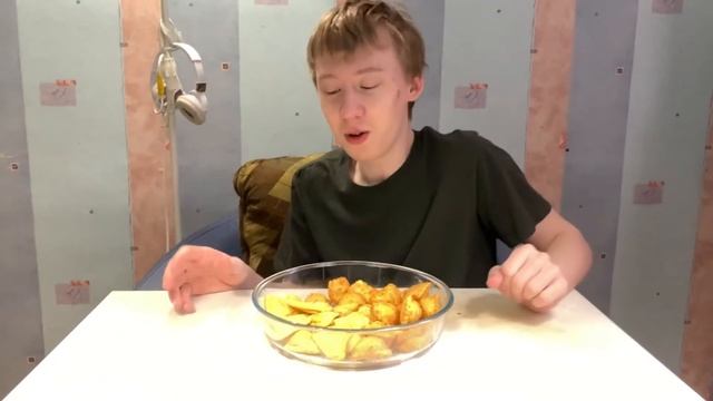 ВЫБИРАЕМ ЛУЧШУЮ ЧЕБУПИЦЦУ! ЖАРЁНКИ VS ГОРЯЧАЯ ШТУЧКА!БУДЕТ ЖАРКО! смотреть онлайн