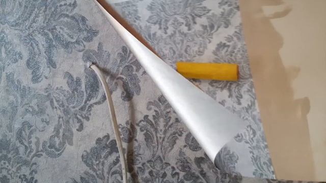 Клеить обои самостоятельно - НЕтрудно.