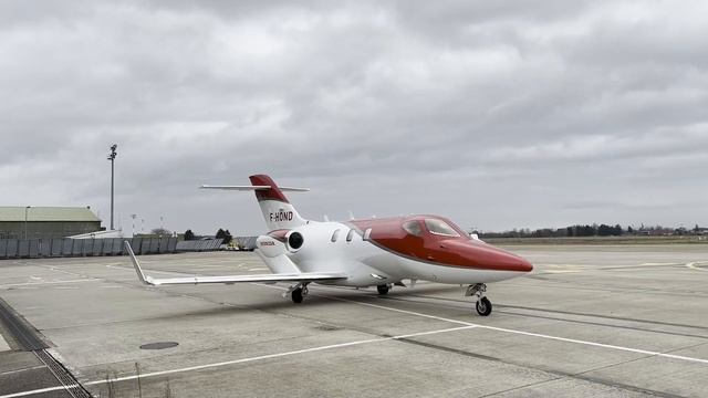 HondaJet. Aircraft. Jet Charters. Деловая авиация. смотреть онлайн