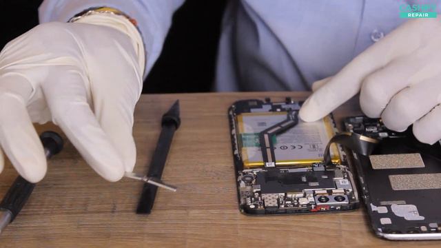 How to change one plus 5 battery at home? | DIY One Plus 5 Phone Battery смотреть онлайн