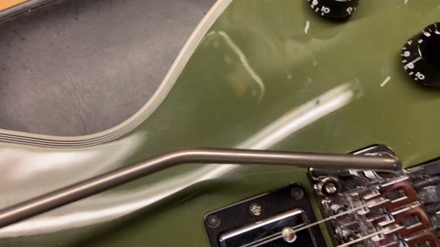 2017 Gibson Custom Shop “Guitars for Vets” Les Paul Custom Axcess Olive Drab смотреть онлайн
