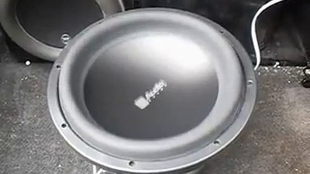 RE Audio XXX/Audiopulse 12'' Excursion смотреть онлайн