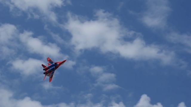 Есть одна у летчика мечта смотреть онлайн