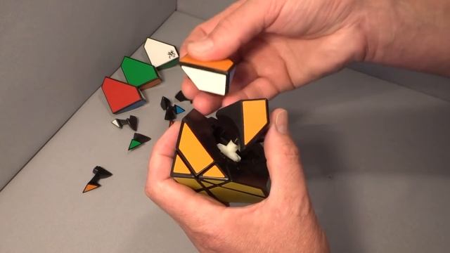 Tangram Cube puzzle disassembly and re-assembly (First look at mechanism) смотреть онлайн
