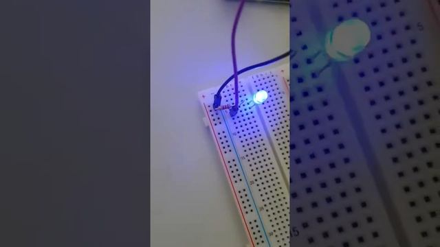 SIT210 RPi GPIO Basics - Blinking an LED using Python смотреть онлайн