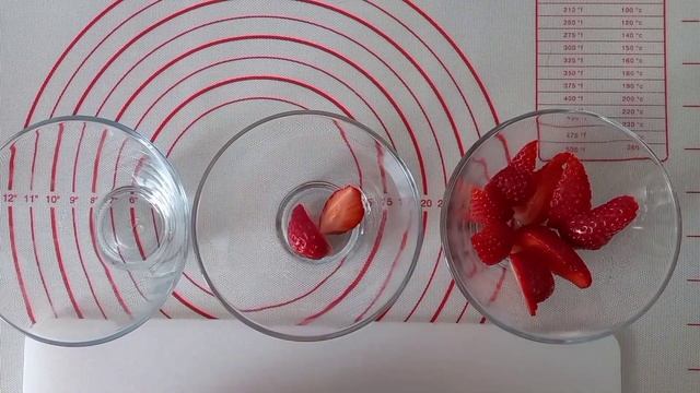 Сметанно-творожный десерт с клубникой!!! смотреть онлайн