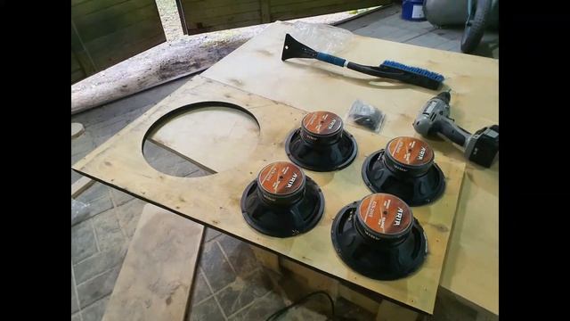 BoomBox DIY - злая колонка своими руками смотреть онлайн