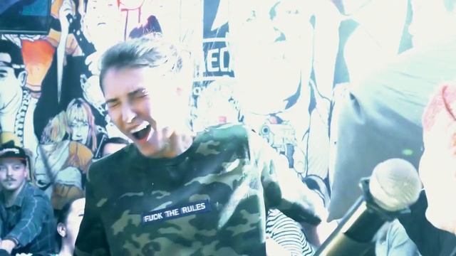 КЛИК КЛАК отдыхает! Новая битва РУКА/ЛИЦО от Тарантино бар! смотреть онлайн