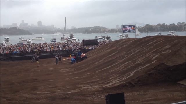 2012 Red Bull X-Fighters World Tour finale in Sydney-TAKA HIGASHINO crashed -pt. 10 смотреть онлайн