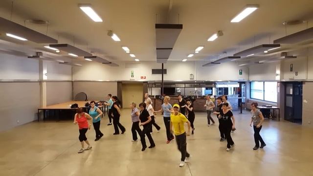 ZUMBAGOLD : Dance With Me Tonight ( Olly Murs ) смотреть онлайн