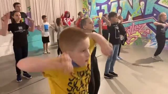 Связка локинг Scooby doo,skeeter rabbit смотреть онлайн