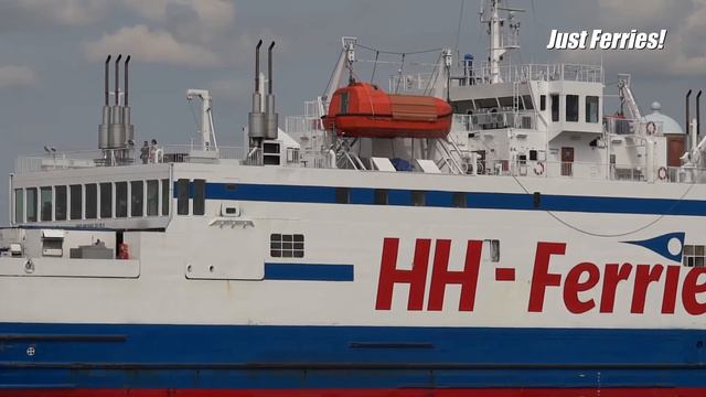 Departure of ferry MERCANDIA IV in Helsingborg (HH-Ferries) смотреть онлайн